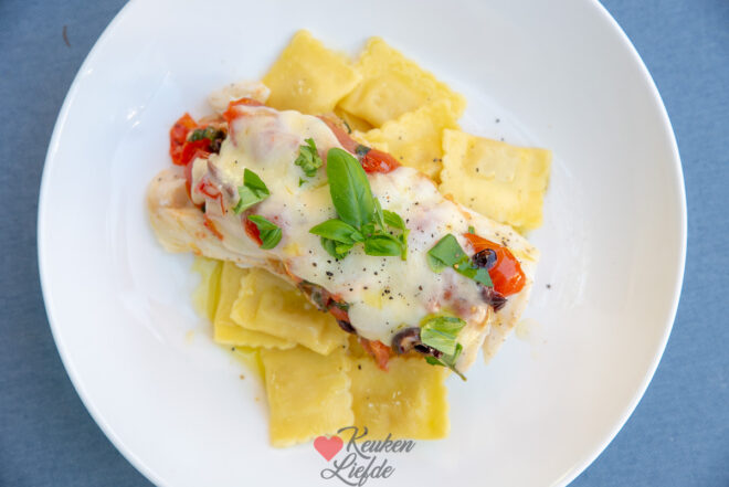 Kabeljauw uit de oven met tomaat en mozzarella