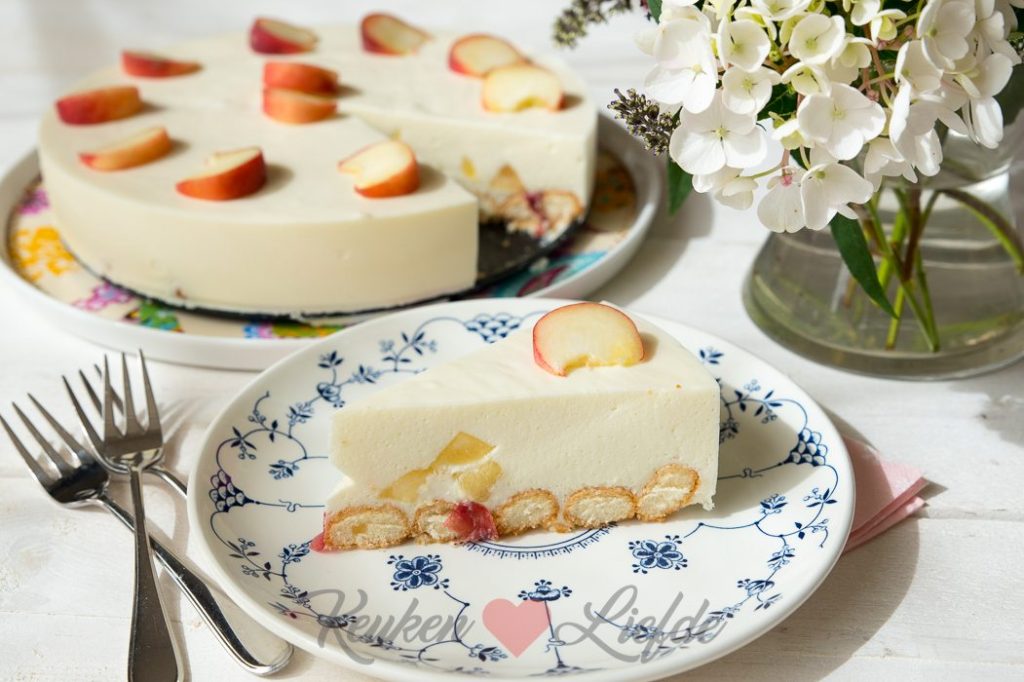 Perzik kwarktaart met lange vingers