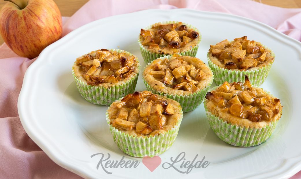 Mini appeltaartjes (kookvideo)