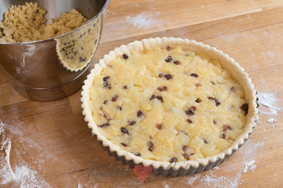 Appelvlaaivulling met rozijnen