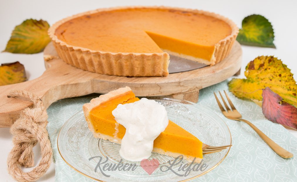 Pompoentaart (pumpkin pie)