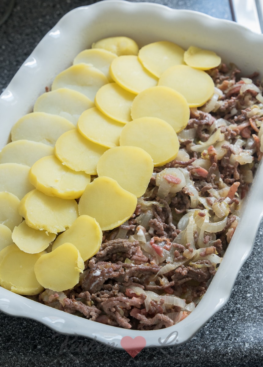 Witlof-ovenschotel met spekjes en roomsaus