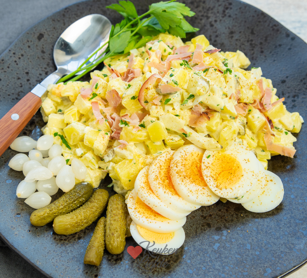 Huzarensalade met appel Huzarensalade met appel