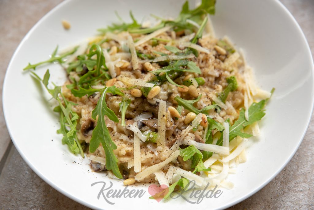 Risotto met champignons en groene asperge