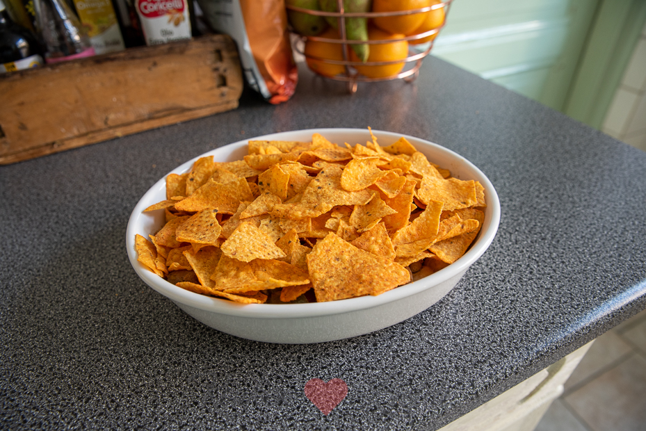 Mexicaanse ovenschotel met kip en nacho's