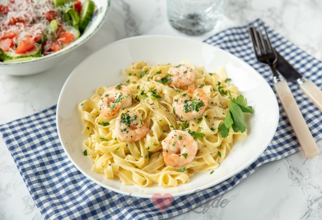 Tagliatelle met gamba’s en romige witte-wijnsaus