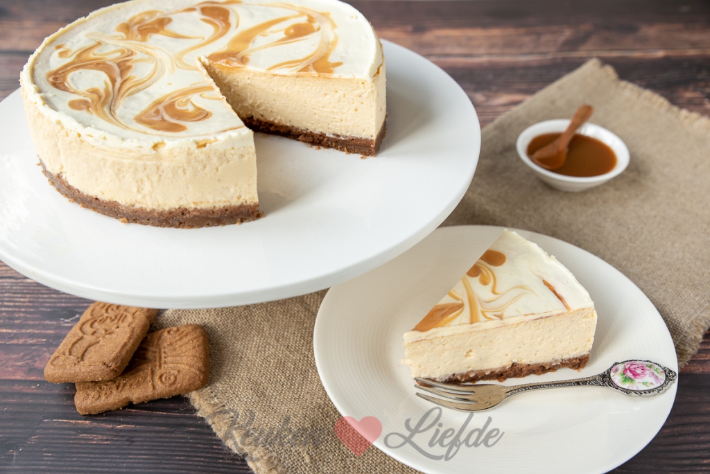 Speculaas cheesecake met karamel swirl