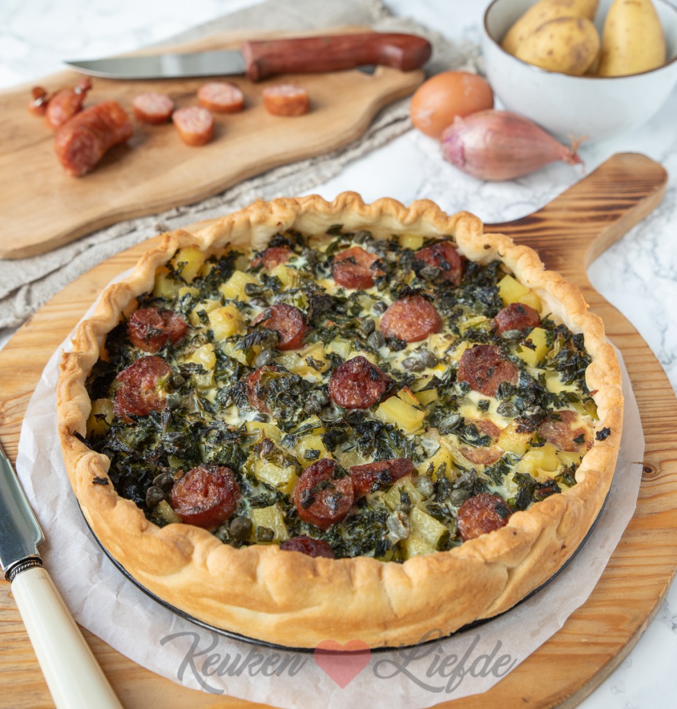 Hartige taart met boerenkool en rookworst