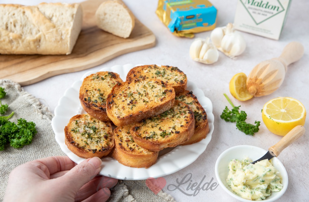 Stokbroodjes met knoflookboter