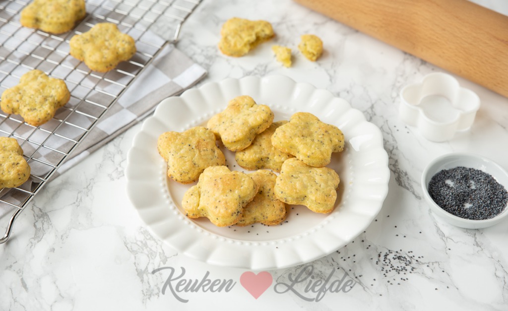 Kaaskoekjes met maanzaad