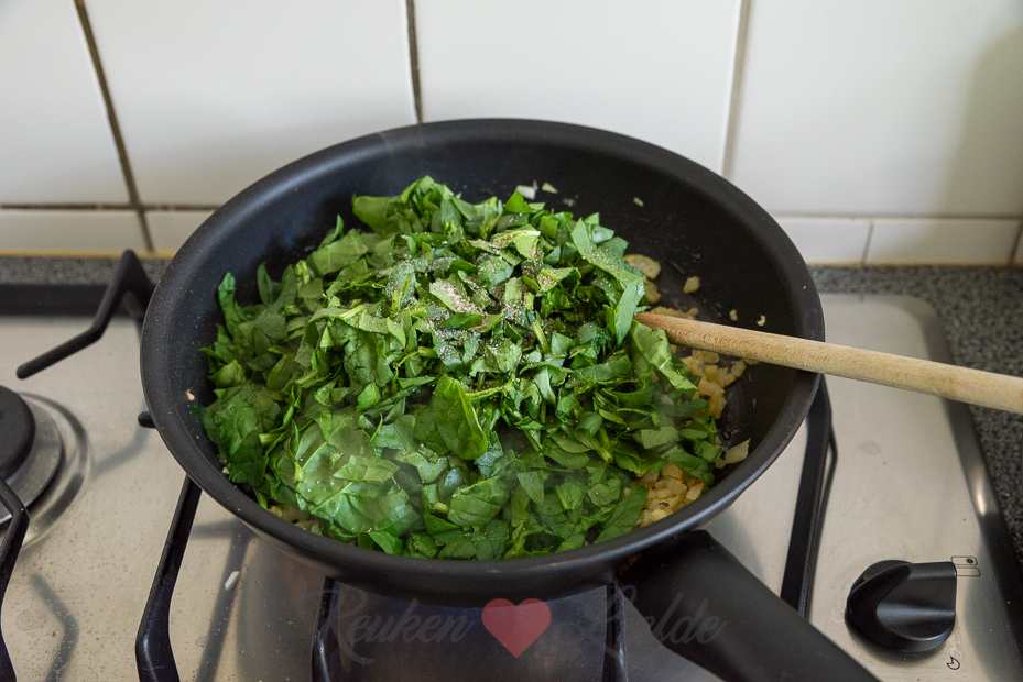 Pasta met romige spinazie en zalm