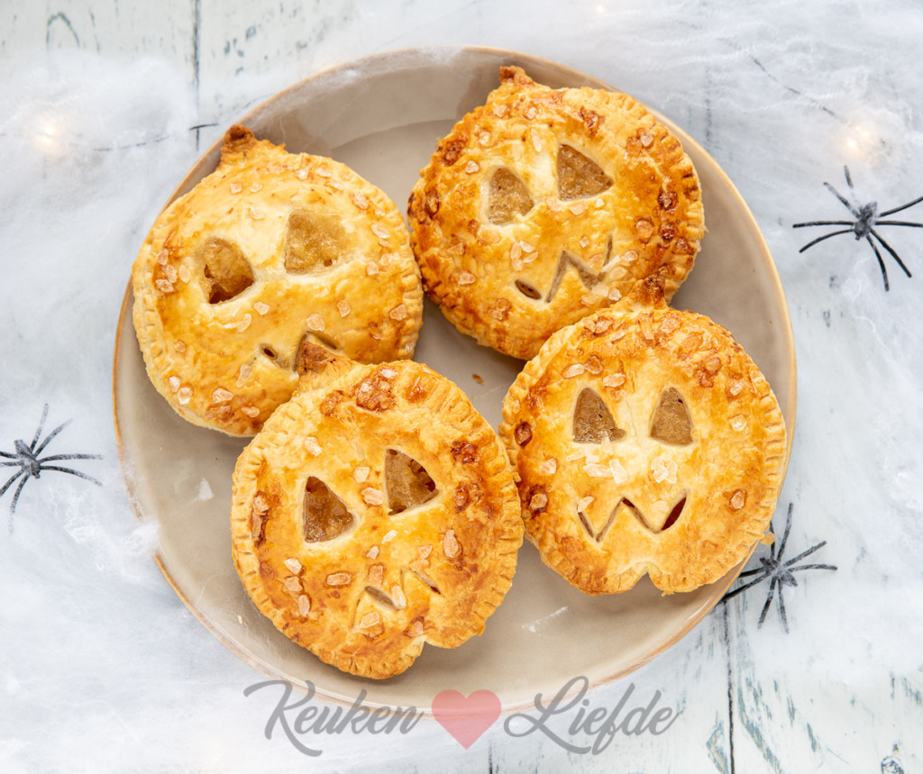 Halloween appelgebakjes