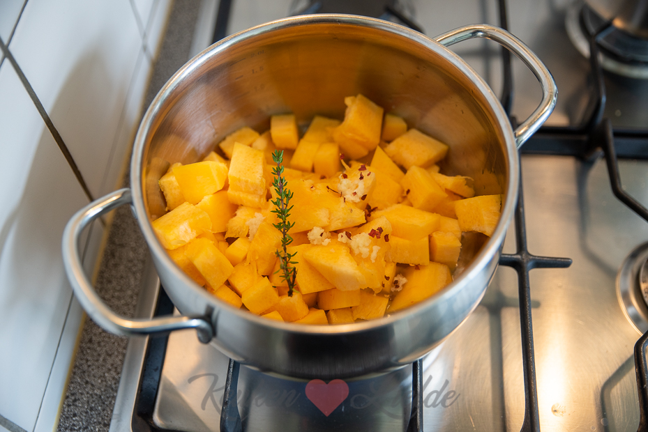 Pasta met romige pompoensaus