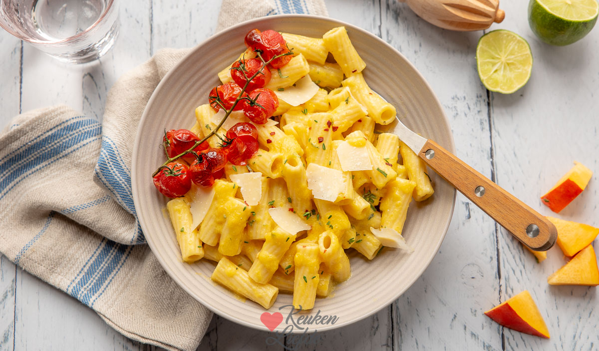 Pasta met romige pompoensaus