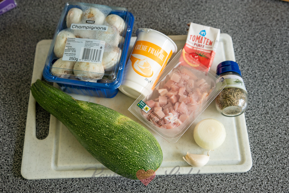 Romige courgette met spekjes en champignons