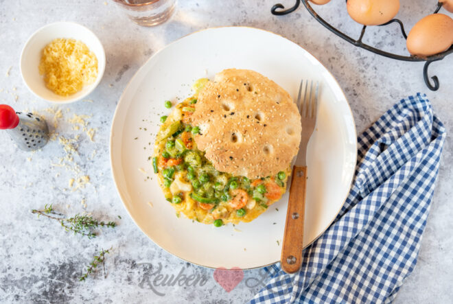 Broodje boerenomelet