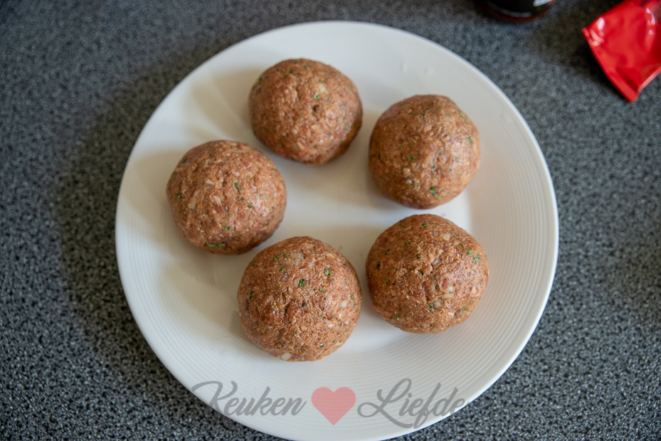 Gehaktbal met jus