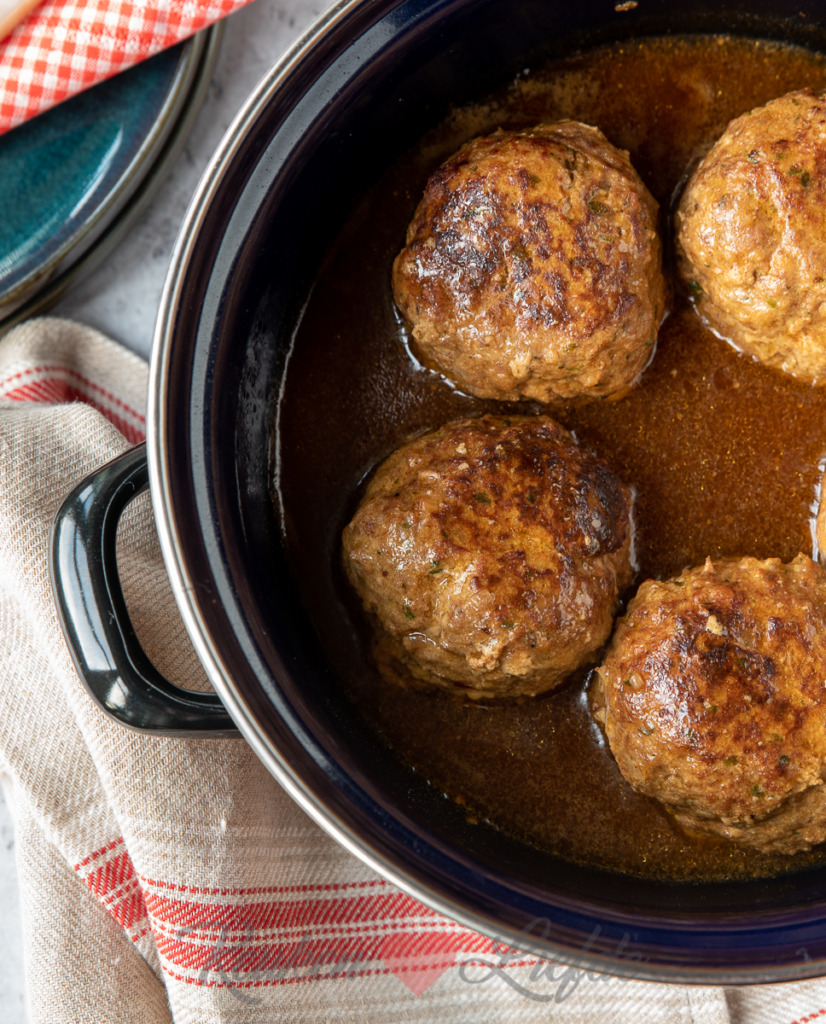 Gehaktbal met jus Gehaktbal met jus