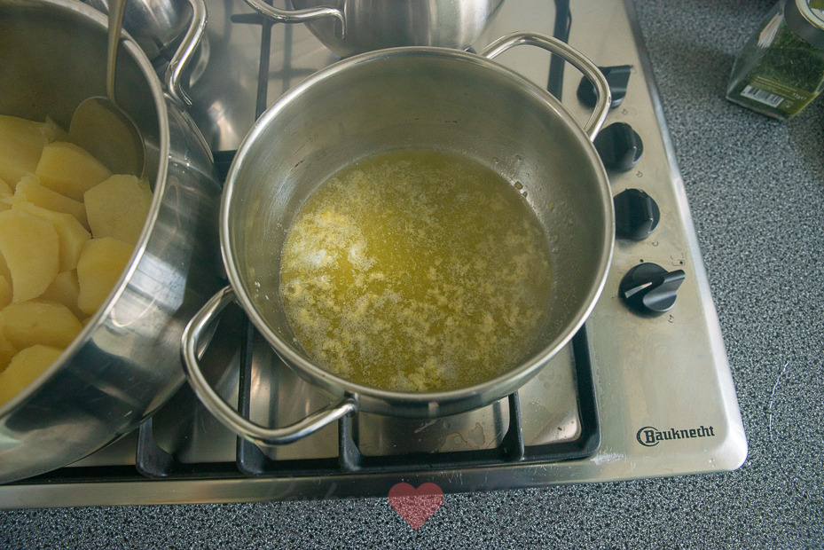 Blote billetjes in het gras (snijbonenstamppot)