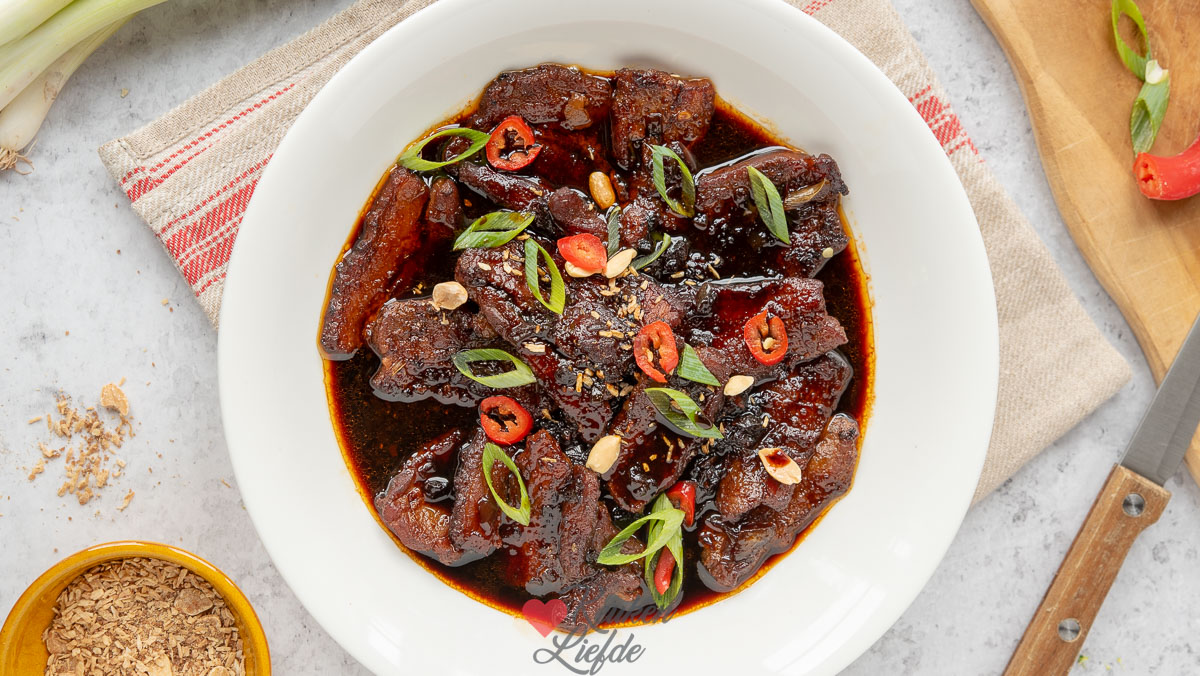 Indische speklapjes in ketjapsaus