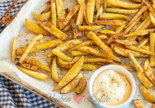 Zelfgemaakte ovenfrietjes