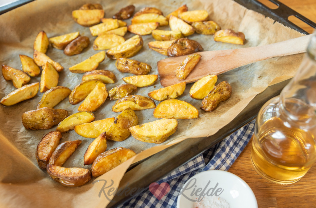 Rustieke aardappeltjes uit de oven