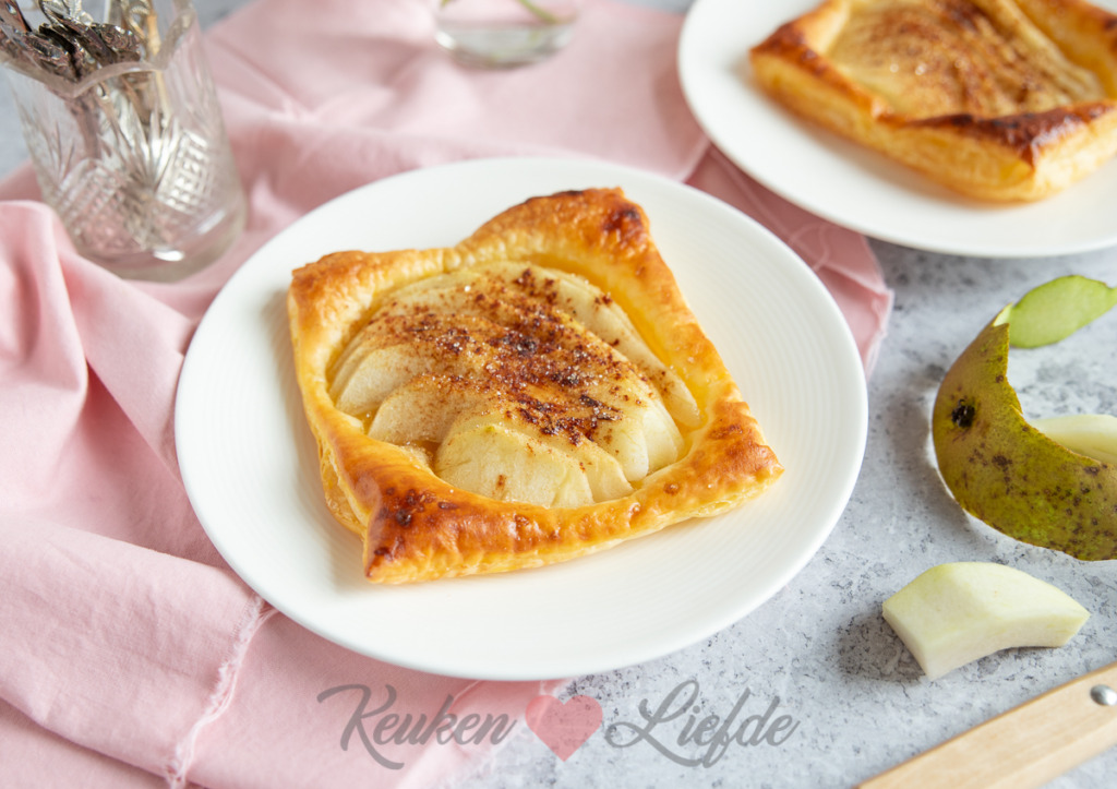 Snelle perentaartjes (van bladerdeeg)