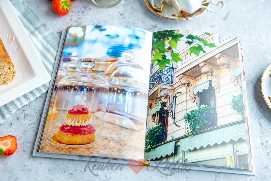 Vanille-aardbeienrol (uit Franse taartjes klein en groot) Vanille-aardbeienrol (uit Franse taartjes klein en groot)