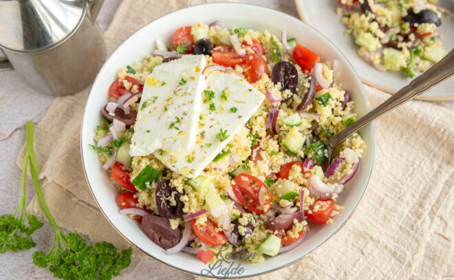 Griekse couscous salade