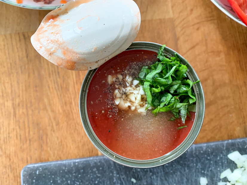 Gevulde puntpaprika met aubergine en ei Gevulde puntpaprika met aubergine en ei