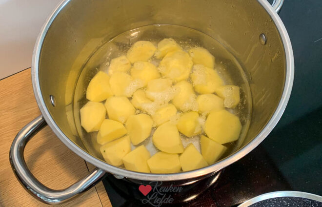 Aardappels koken