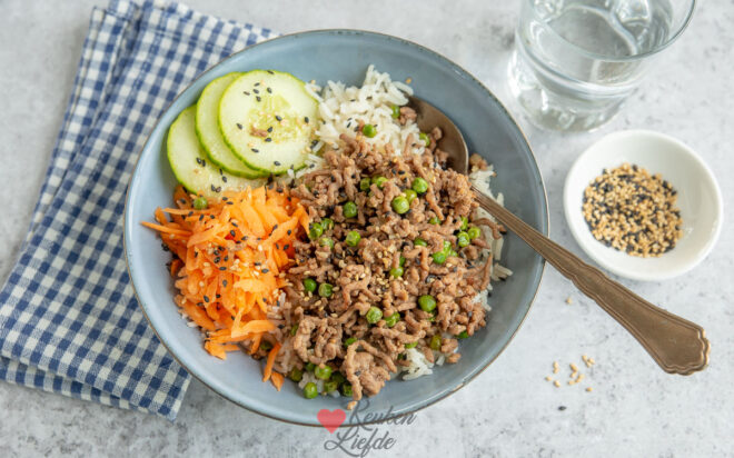 Chinees gehakt met doperwtjes