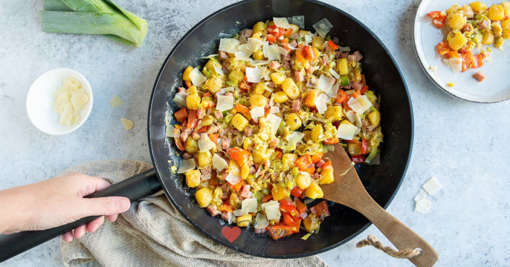 Krieltjes carbonara met prei en ham Krieltjes carbonara met prei en ham