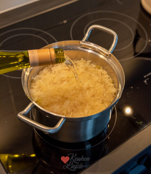 Zuurkool met spek en casselerib