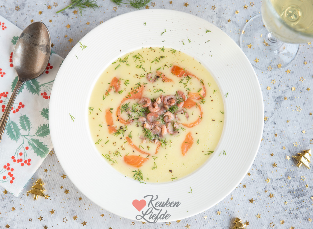 Aardappelsoep met zalm en Hollandse garnalen Aardappelsoep met zalm en Hollandse garnalen