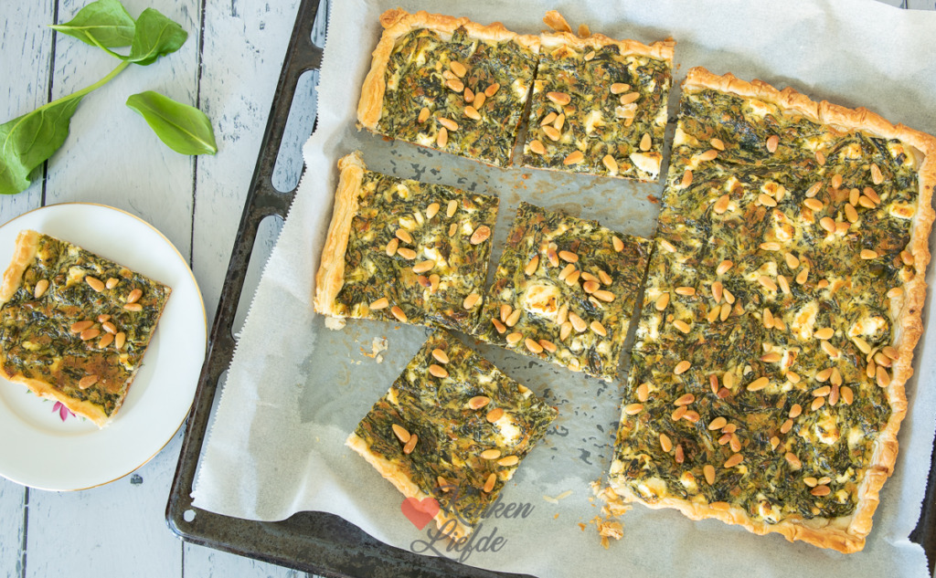 Plaattaart met spinazie en feta