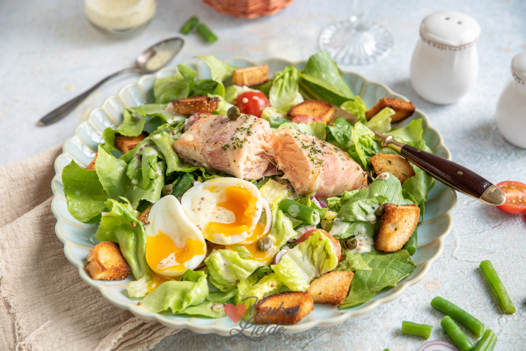 Maaltijdsalade met zalm en sperziebonen 