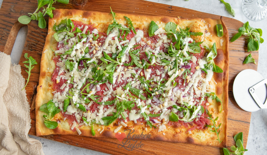 Flammkuchen carpaccio