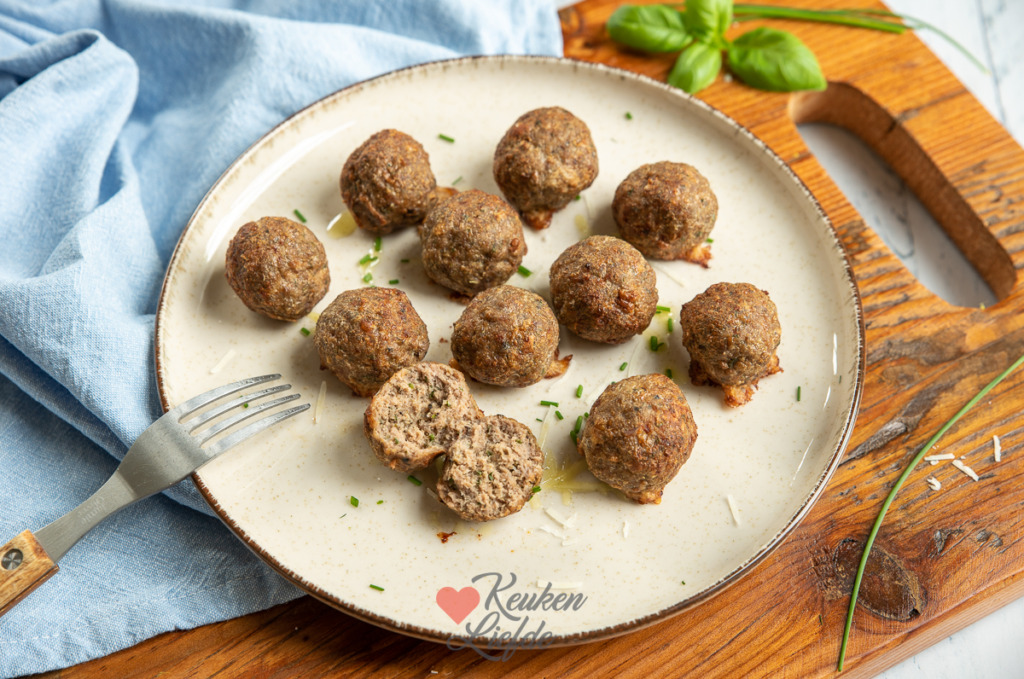 Gehaktballetjes met parmezaan (uit de Aerofryer)