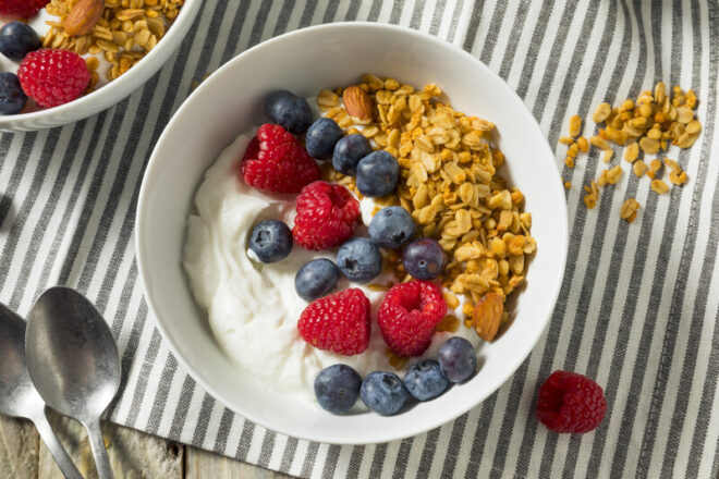 5 gezonde toppings voor in je schaaltje yoghurt