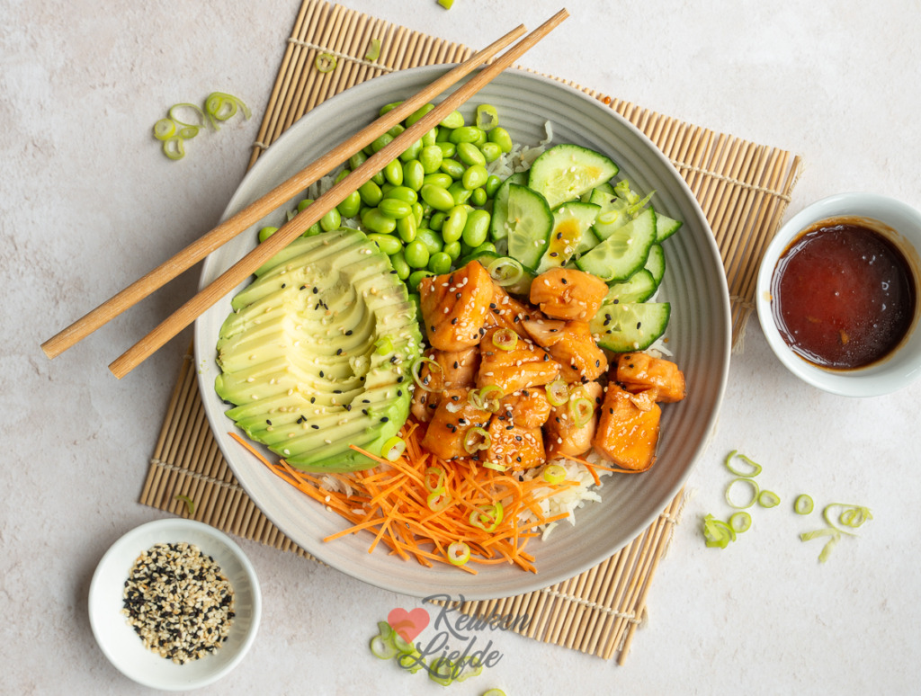 Rijst bowl met teriyaki zalm