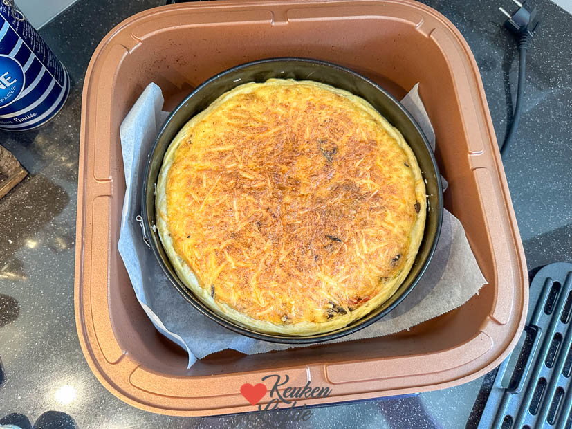 Hartige taart met gehakt