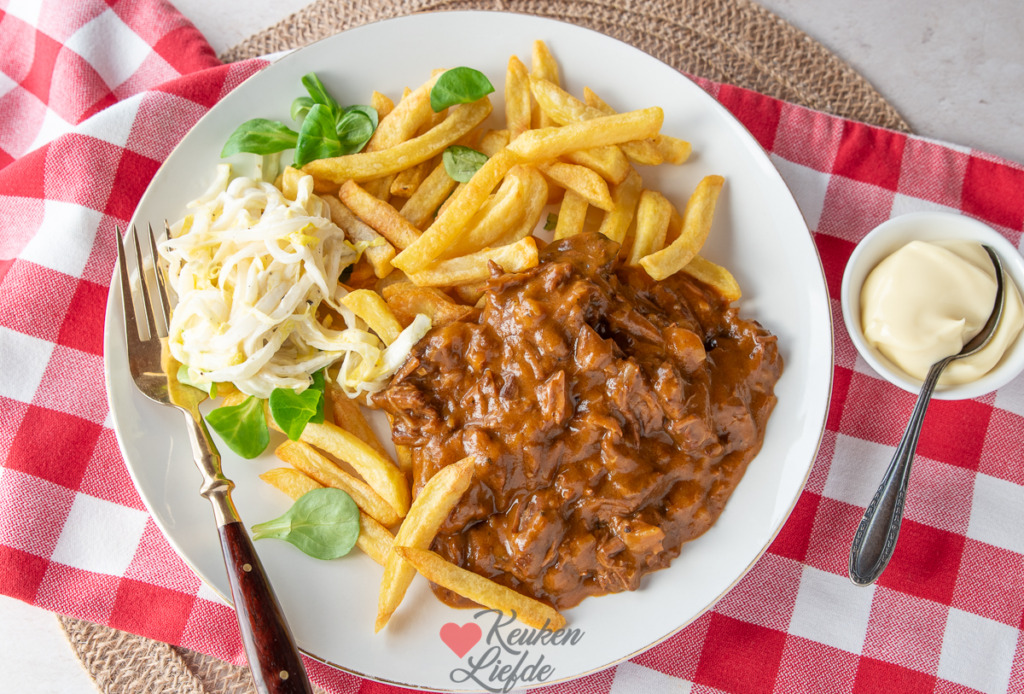 Frietje stoofvlees