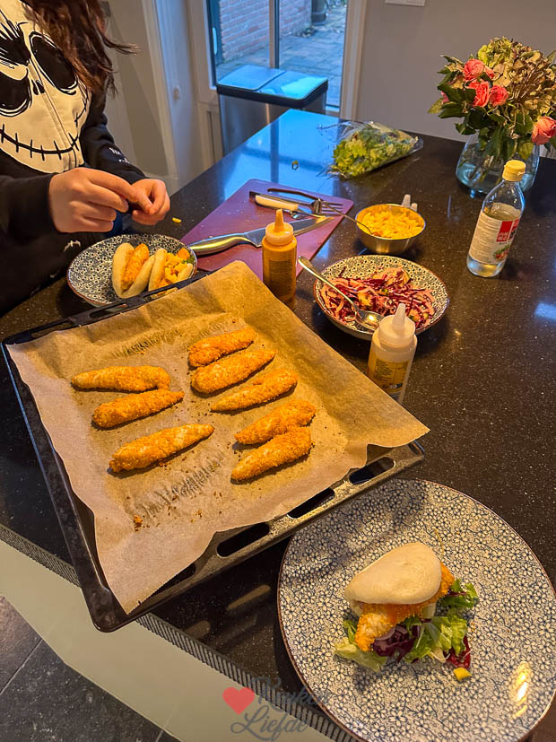 Gepaneerde kophaasjes als Bao Bun vulling