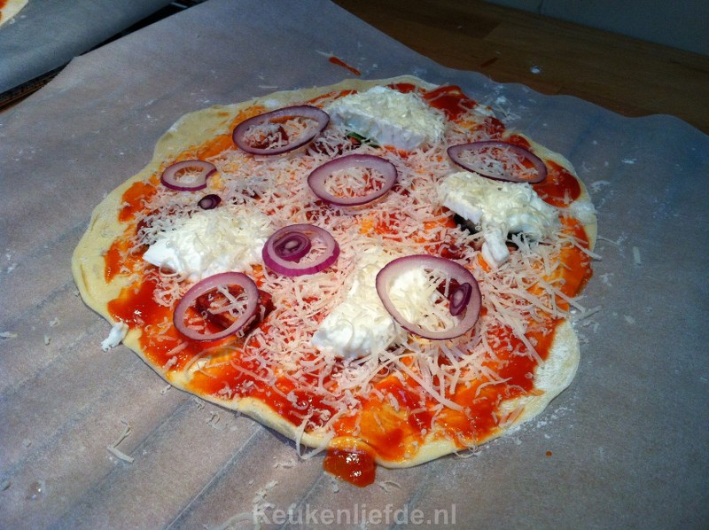 How to: pizzadeeg maken (+ filmpje!)