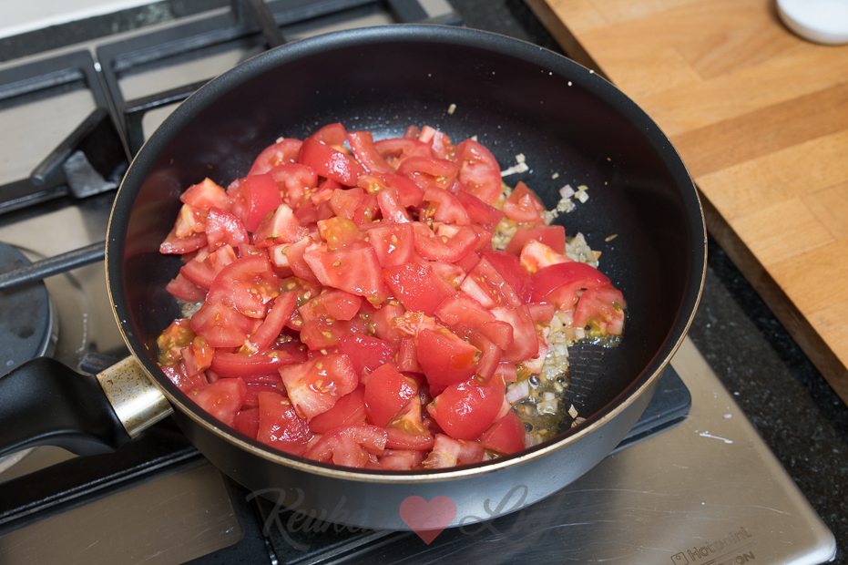 Tomatensaus van verse tomaten (kookvideo!)