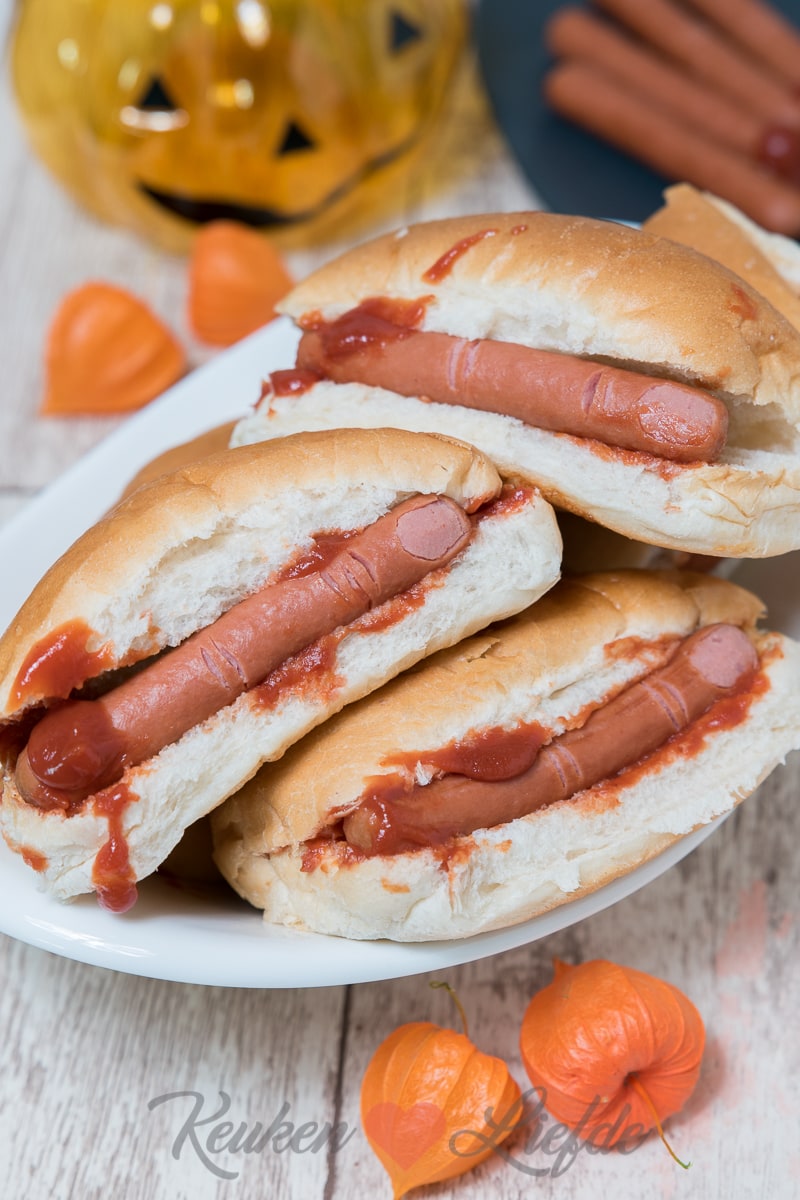 Bloederig broodje hotdog