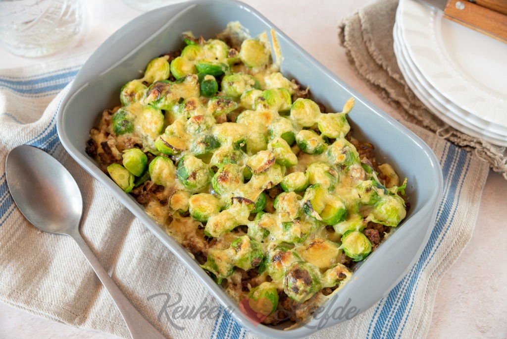 Spruitjes ovenschotel met gehakt