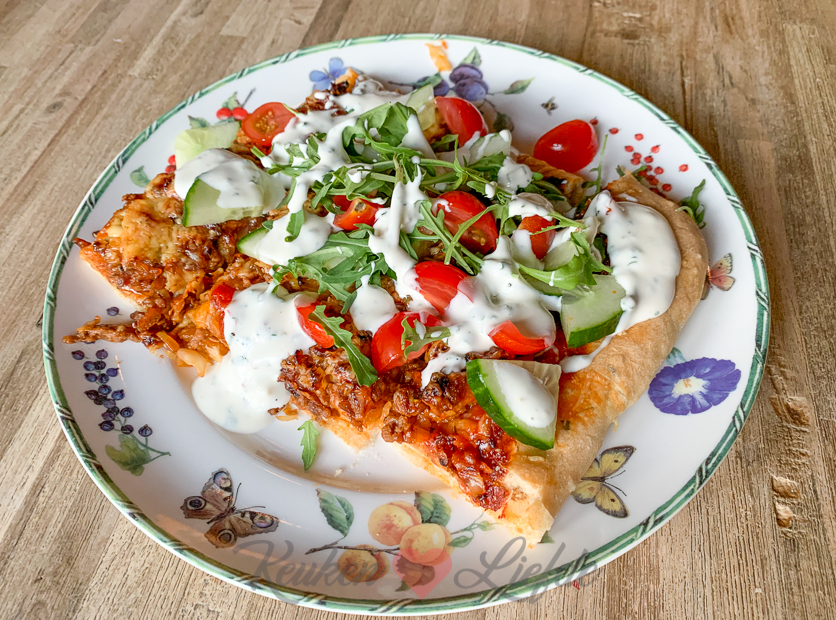 Turkse pizza van het bakblik