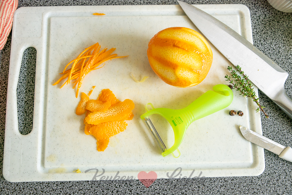 Gesmoorde witlof in sinaasappelsaus